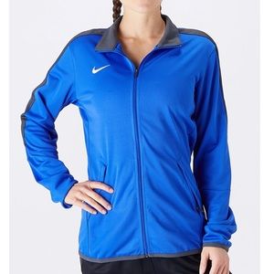 nike epic track jacket